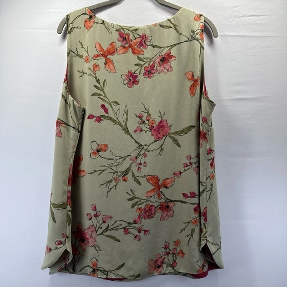 Chicos Women's Reversible Tank Top
Large Floral & Solid Pink Pullover
Sleeveless - Picture 2 of 7